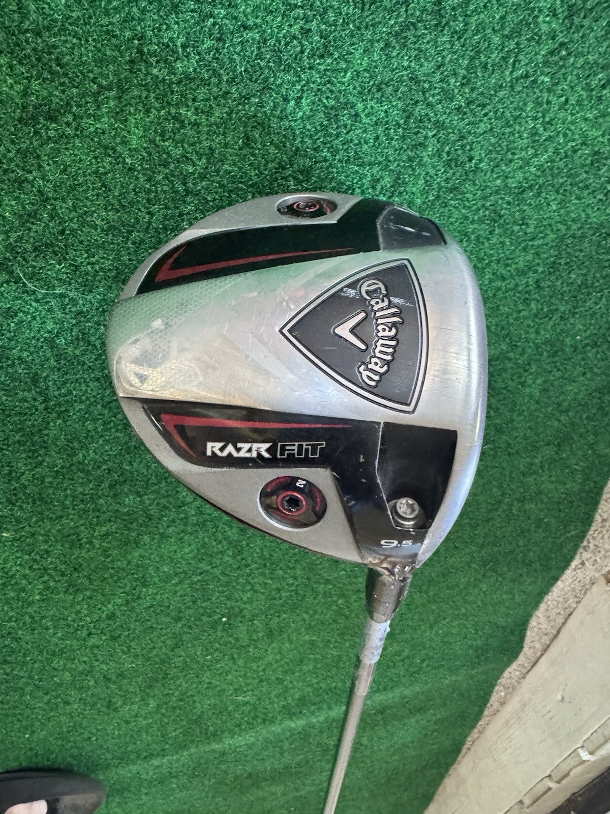 CALLAWAY RAZR X  Graphite 46 IN, LOFT 9.5, STIFF FLEX RH Oversize Jumbomax Grip