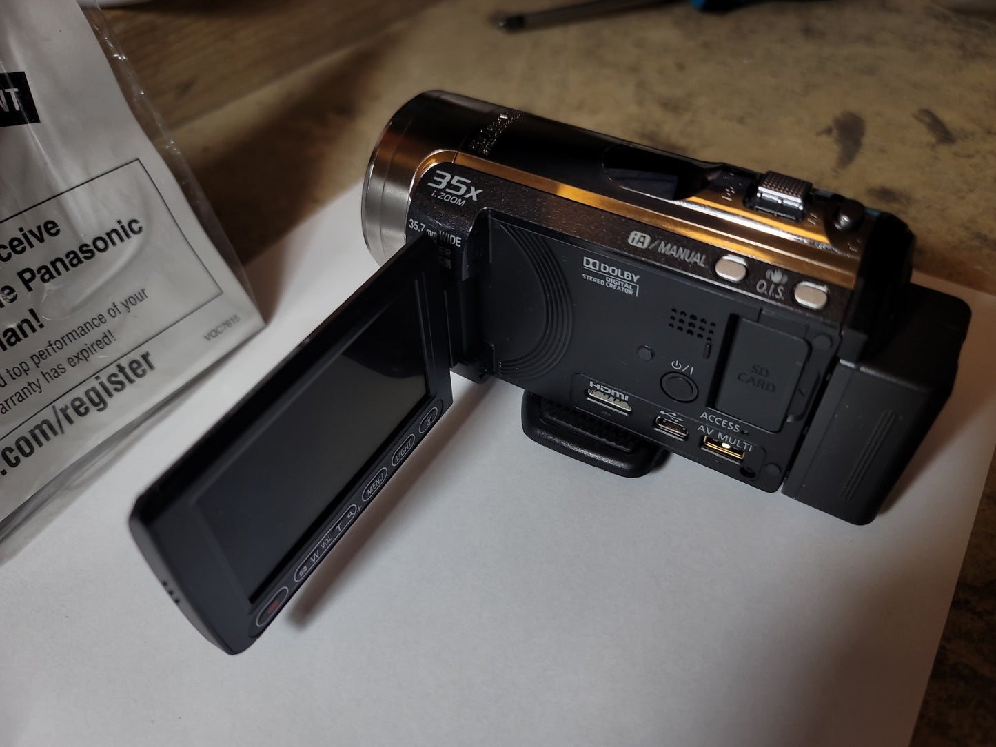 Panasonic HDC-SD60 HD Camera Camcorder  60GB HDD W LCD  1920X 1080 res. No Cords